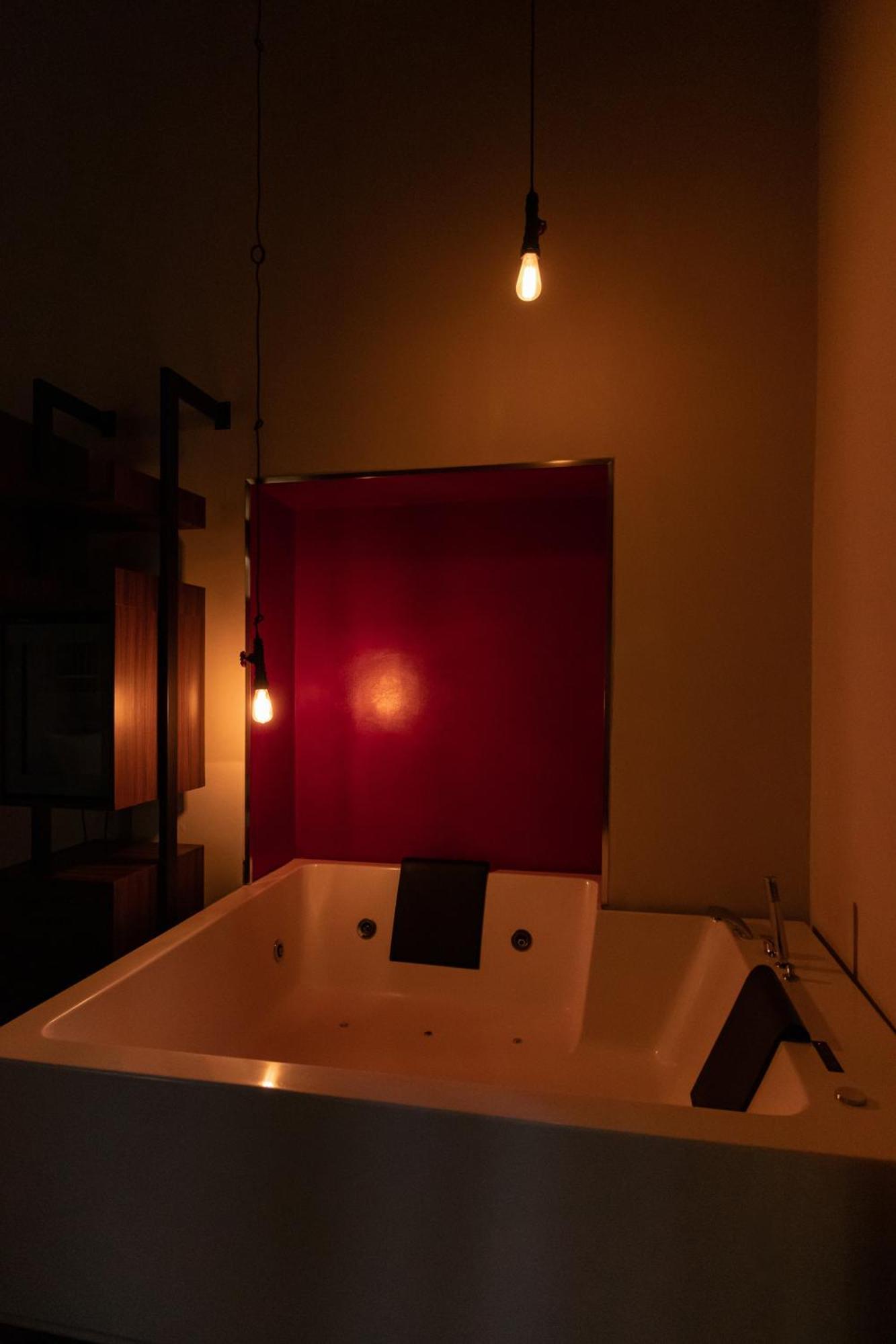 Duomo Luxury Suites เนเปิลส์ ภายนอก รูปภาพ