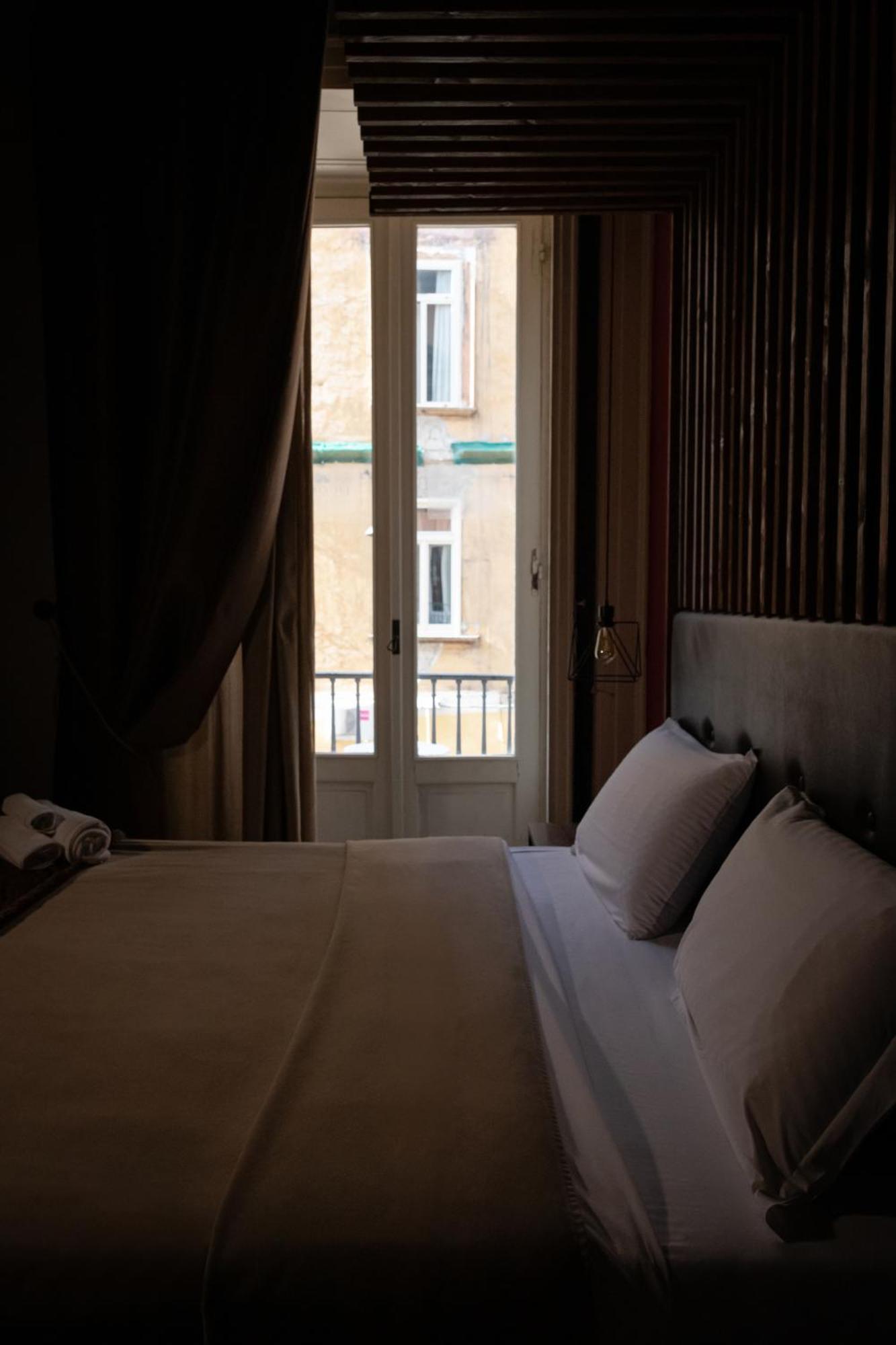 Duomo Luxury Suites เนเปิลส์ ภายนอก รูปภาพ